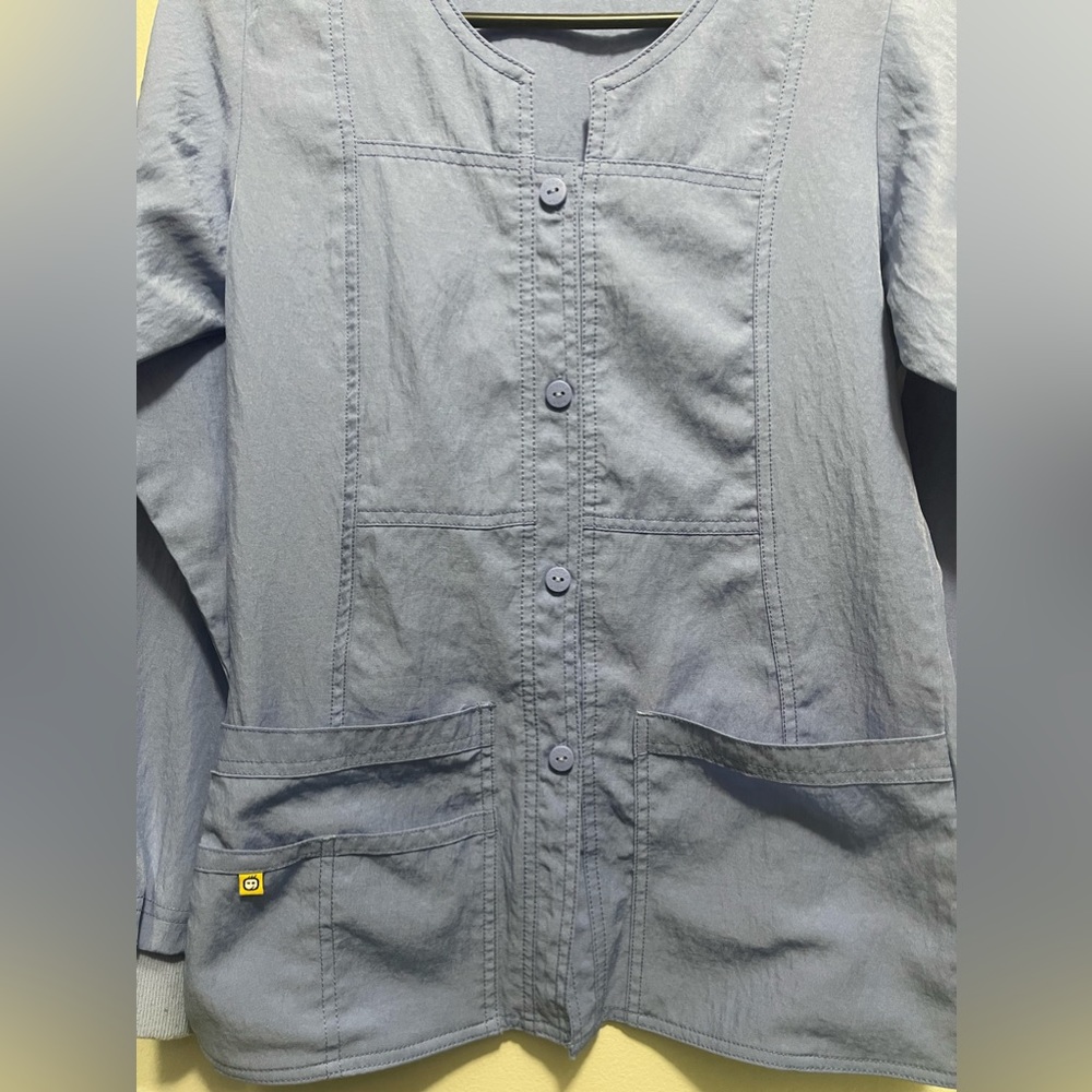 Wonder Wink Scrub Jacket - Picture 4 of 12